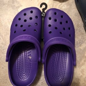 crocs